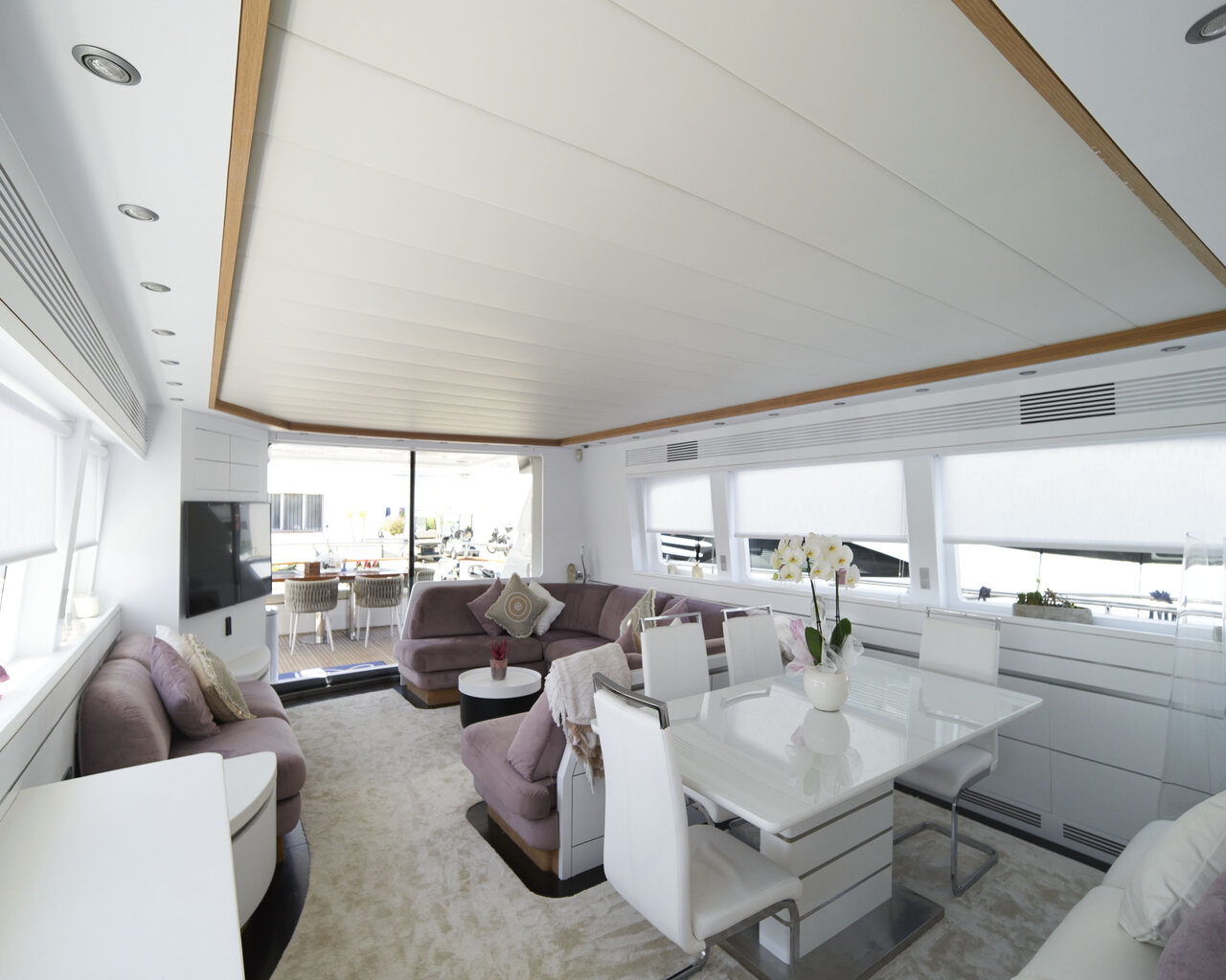 220602_LADY_KC_INTERIORS_NEW 1